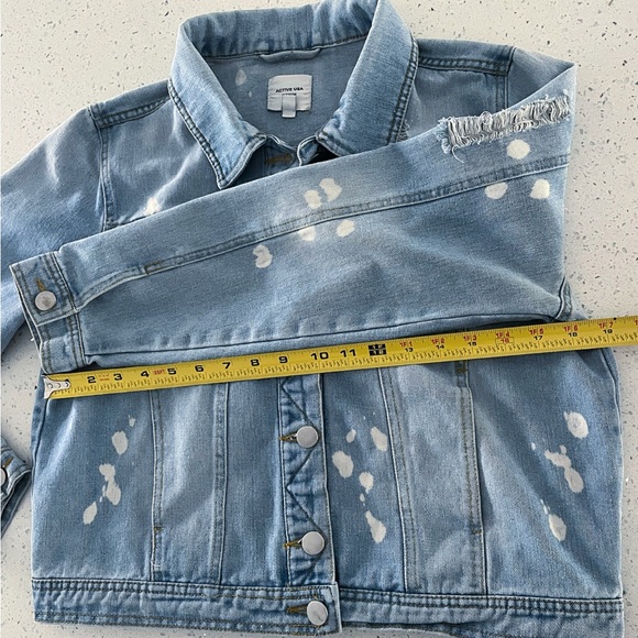 ACTIVE USA Denim Crop Jacket Large Bleach Spot Distressed Light Blue - Picture 7 of 8